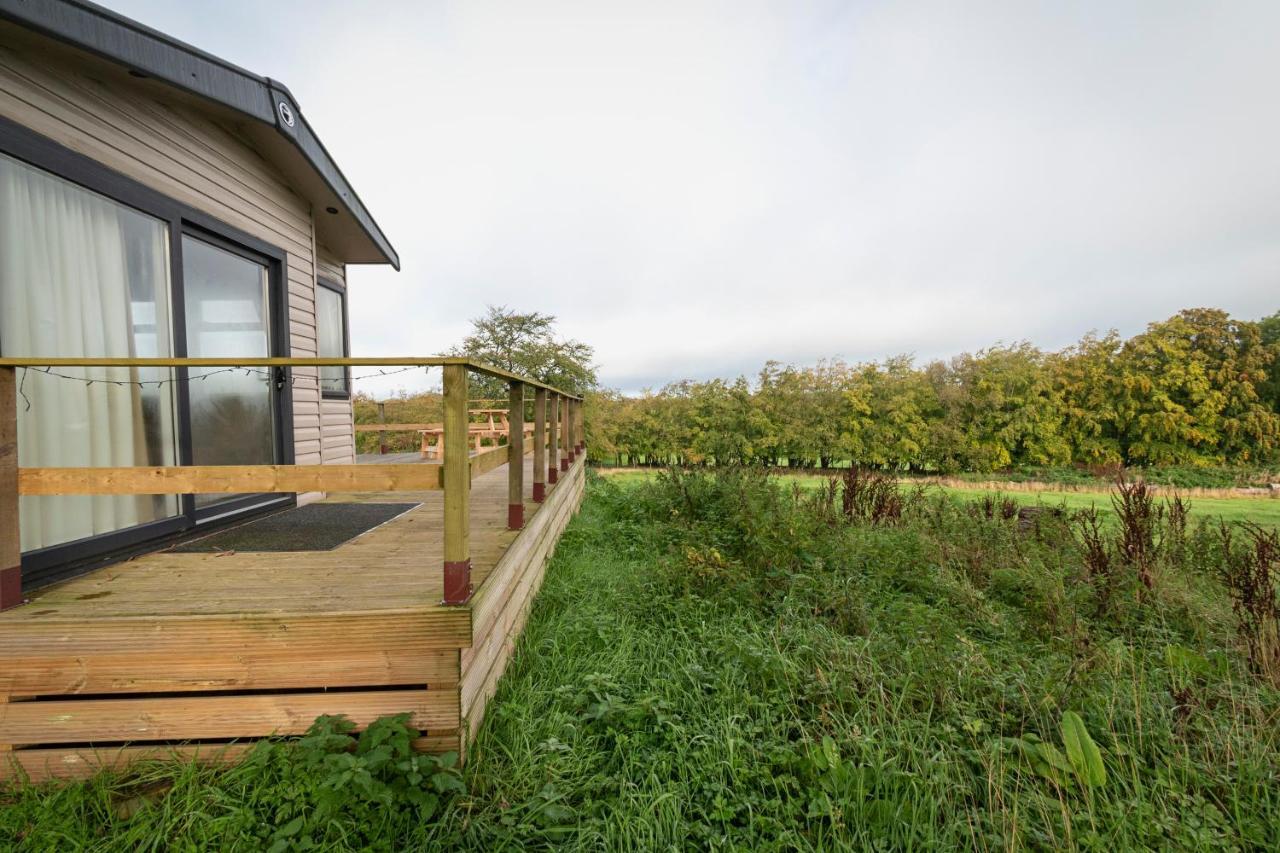 Pirnie Lodge Holiday Lets Slamannan Exterior photo